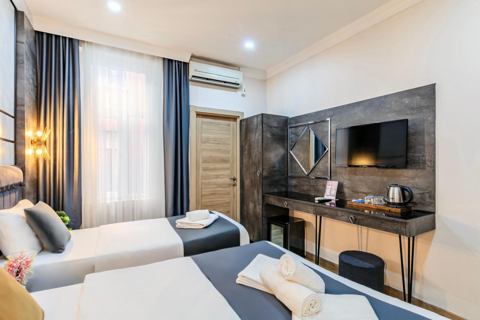 La Pazza Suites Istanbul Ngoại thất bức ảnh