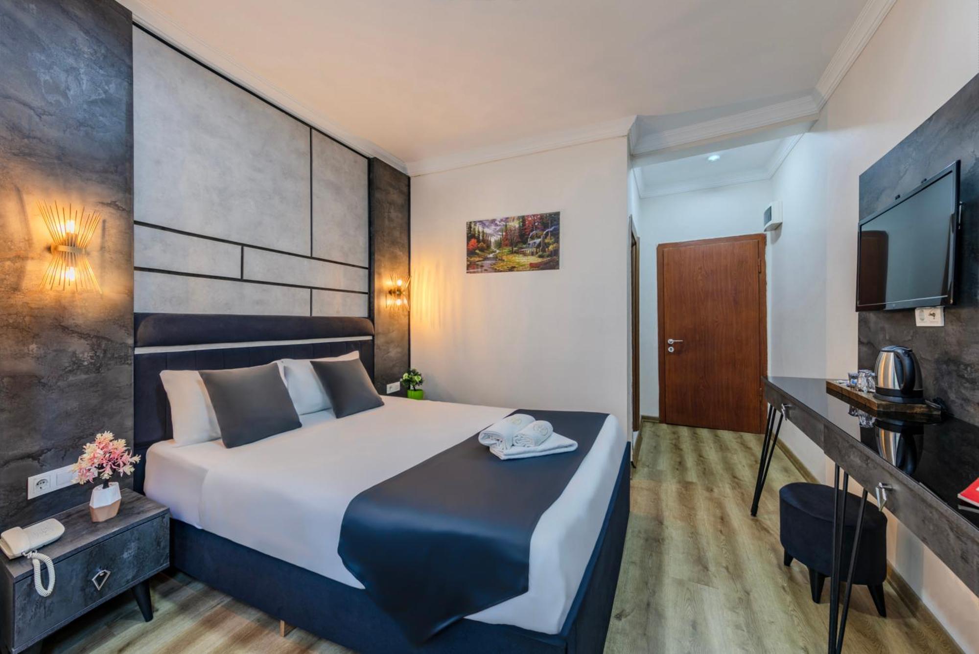 La Pazza Suites Istanbul Ngoại thất bức ảnh