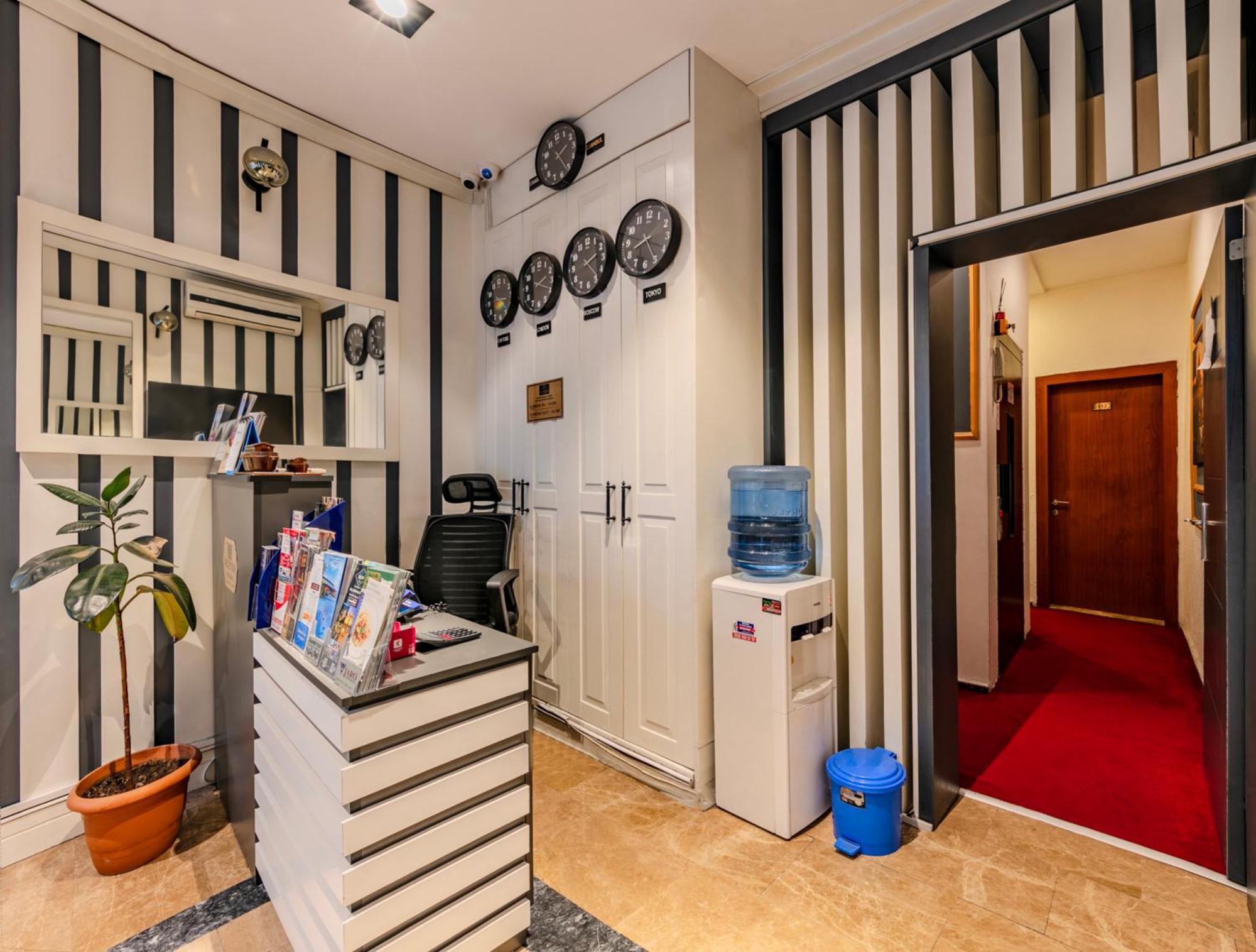 La Pazza Suites Istanbul Ngoại thất bức ảnh