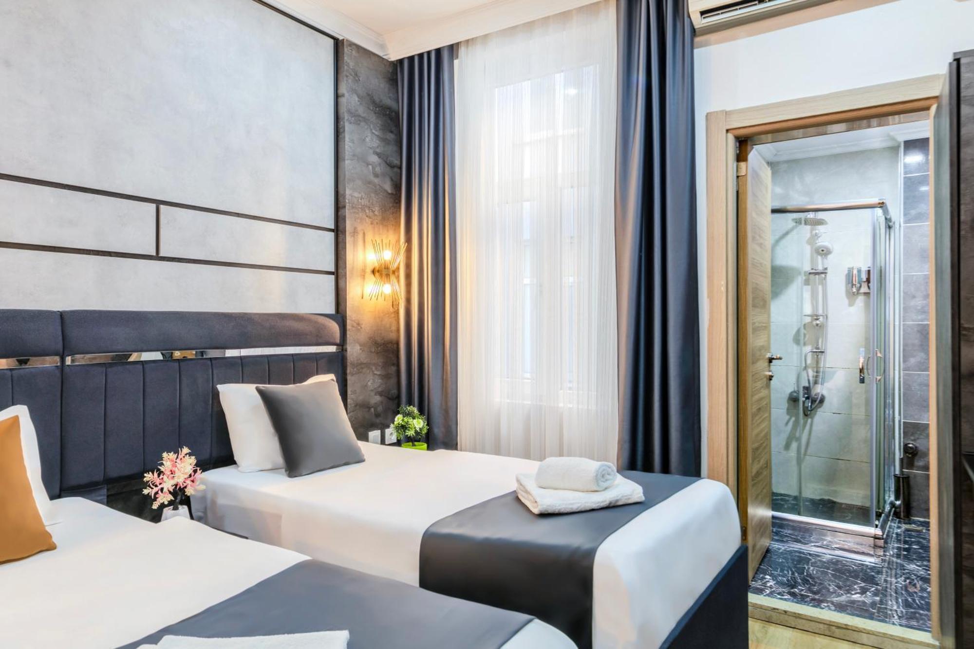 La Pazza Suites Istanbul Ngoại thất bức ảnh