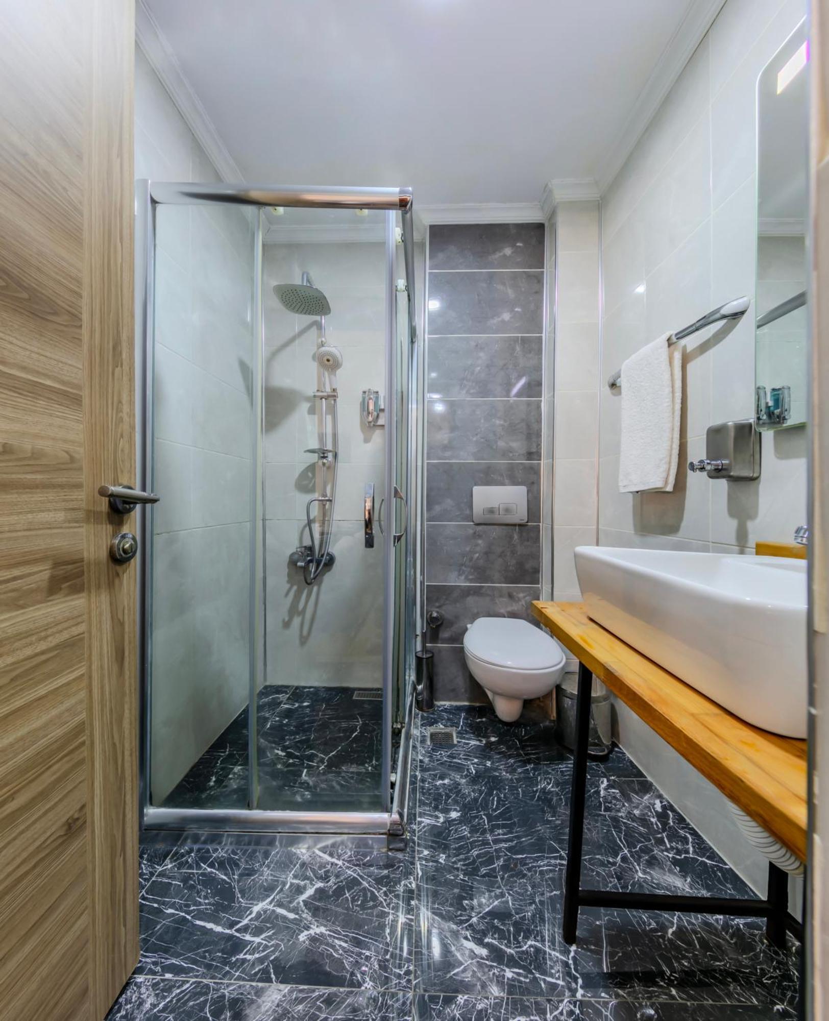 La Pazza Suites Istanbul Ngoại thất bức ảnh