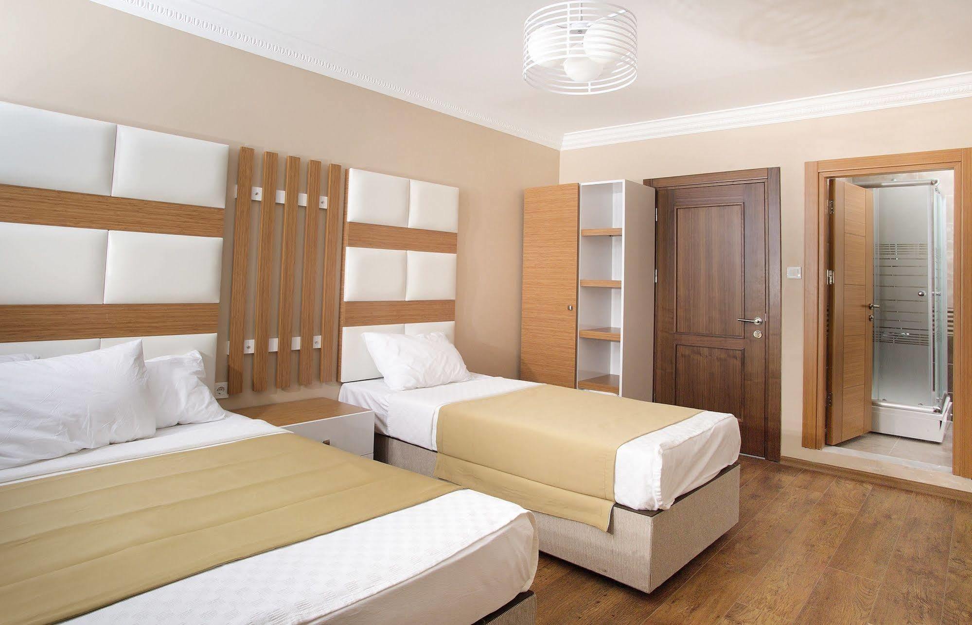 La Pazza Suites Istanbul Ngoại thất bức ảnh